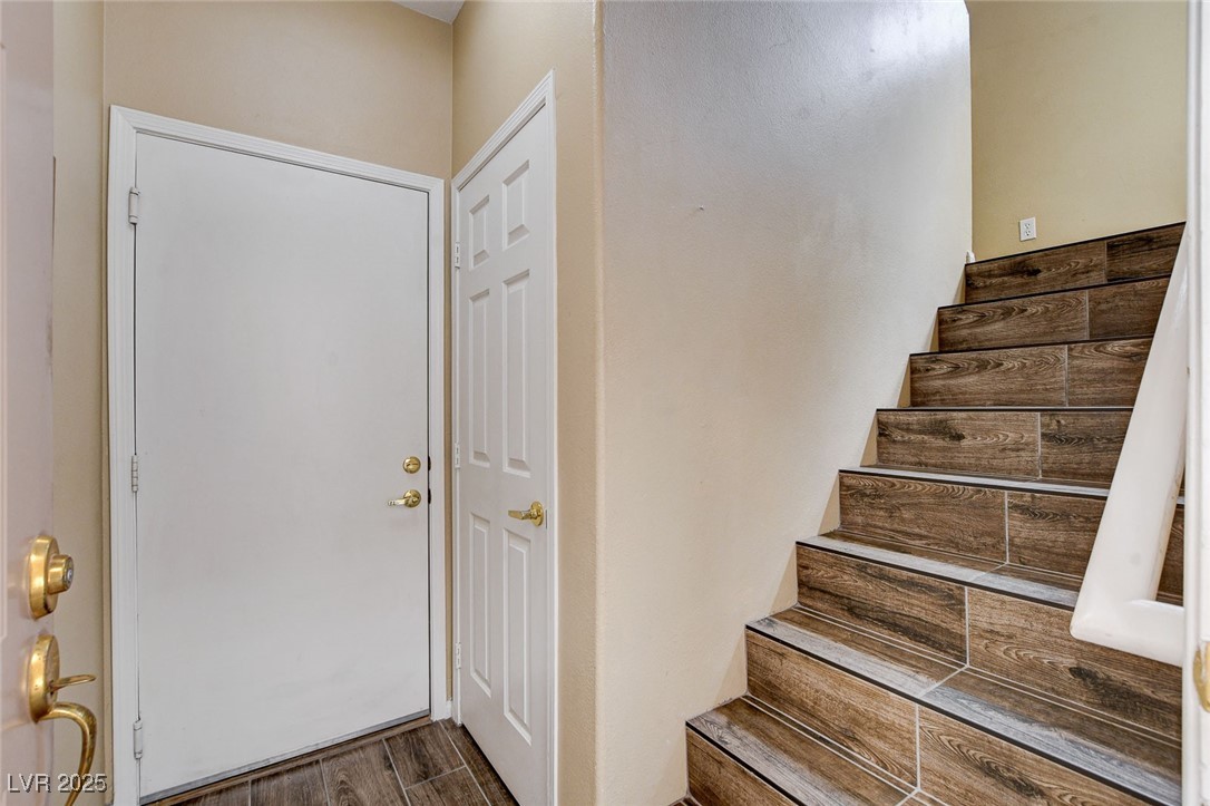 2050 West Warm Springs Road 4023