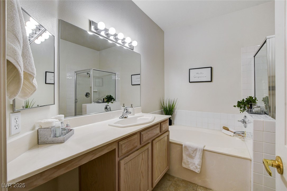 2050 West Warm Springs Road 4023