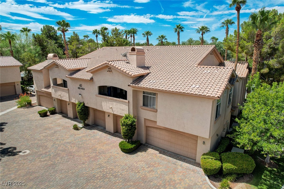 2050 West Warm Springs Road 4023