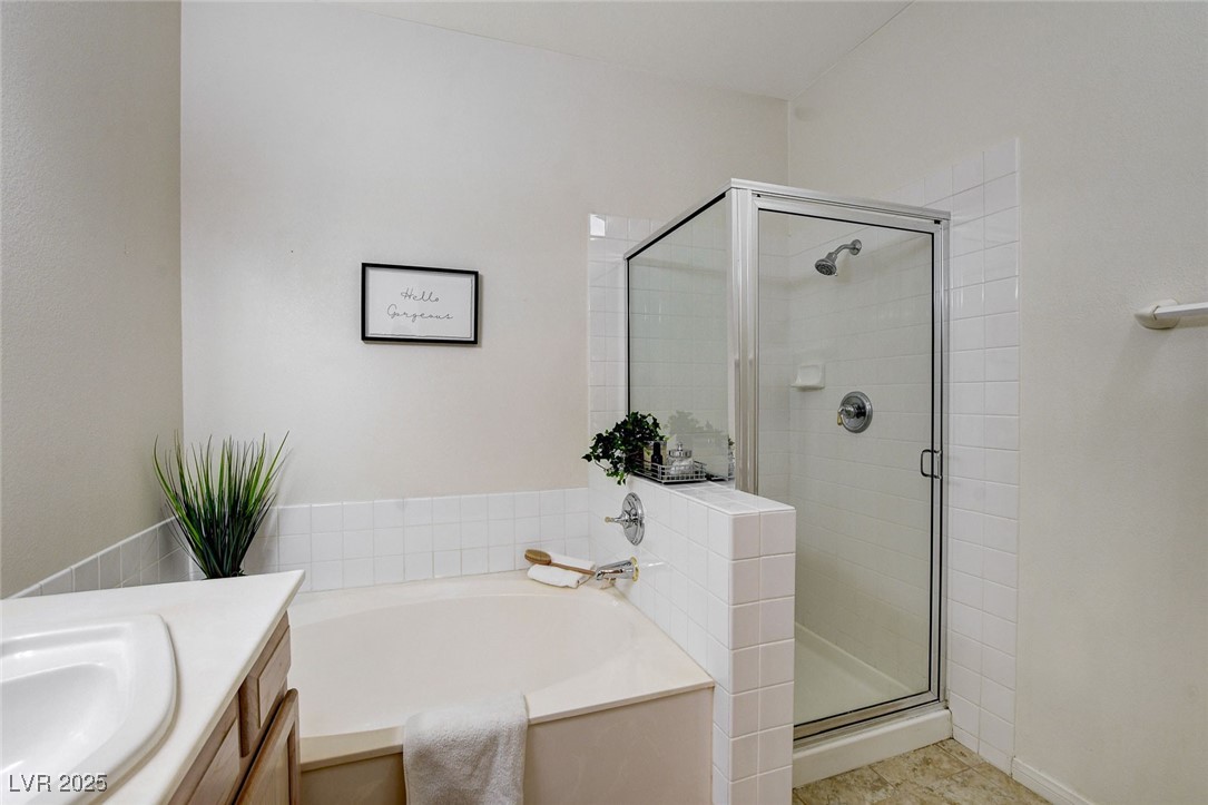 2050 West Warm Springs Road 4023