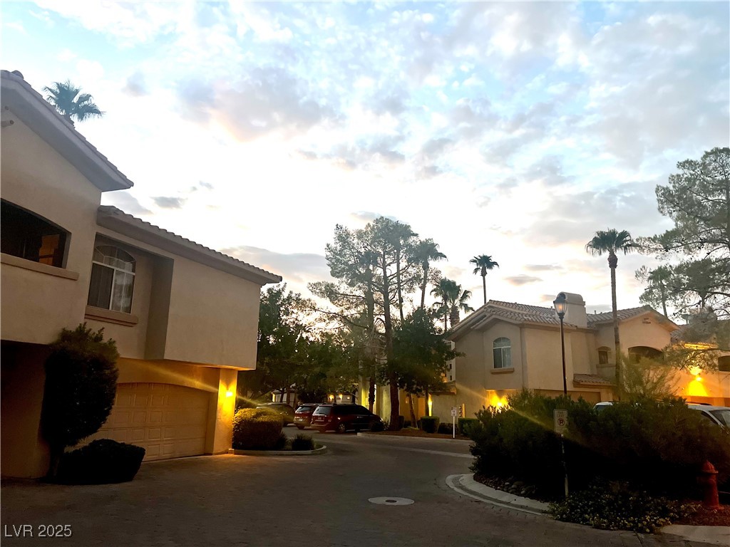 2050 West Warm Springs Road 4023
