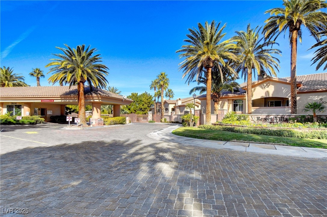 2050 West Warm Springs Road 4023