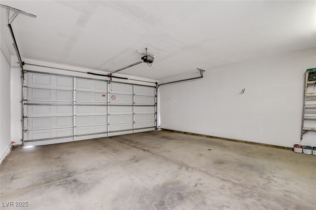 2050 West Warm Springs Road 4023