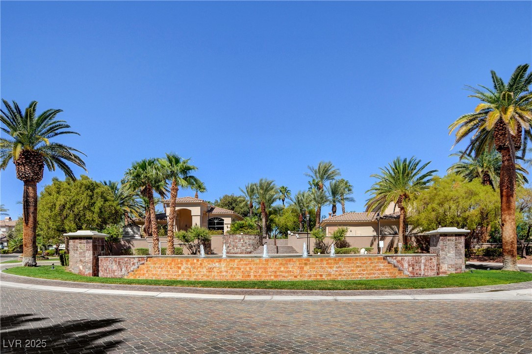 2050 West Warm Springs Road 4023