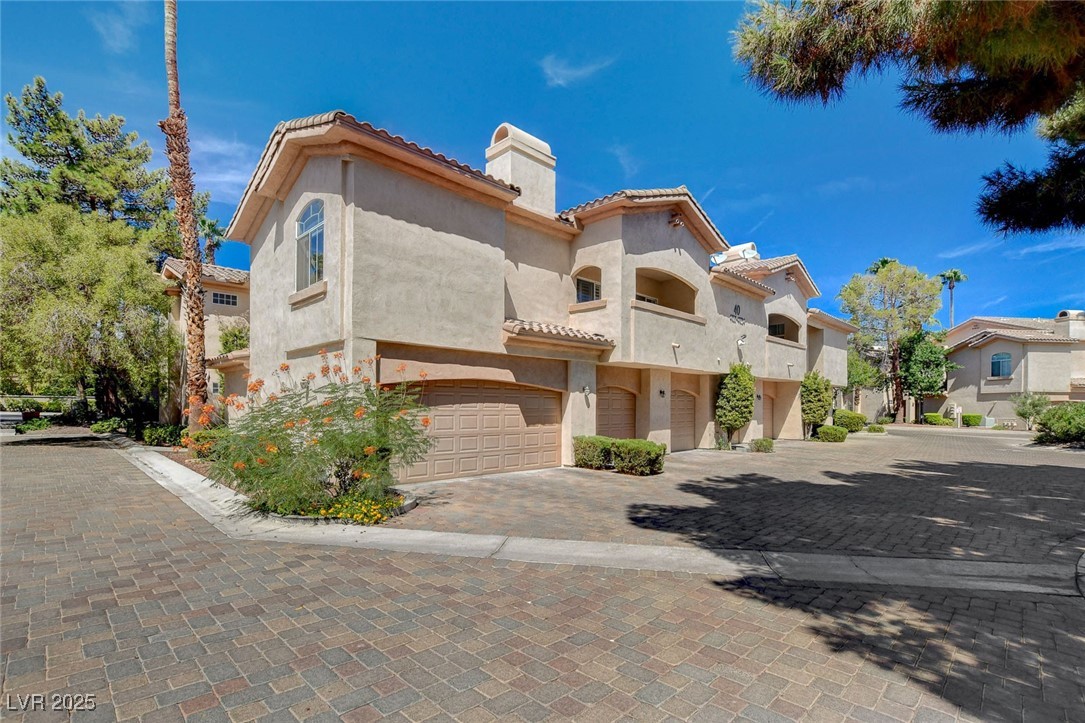 2050 West Warm Springs Road 4023