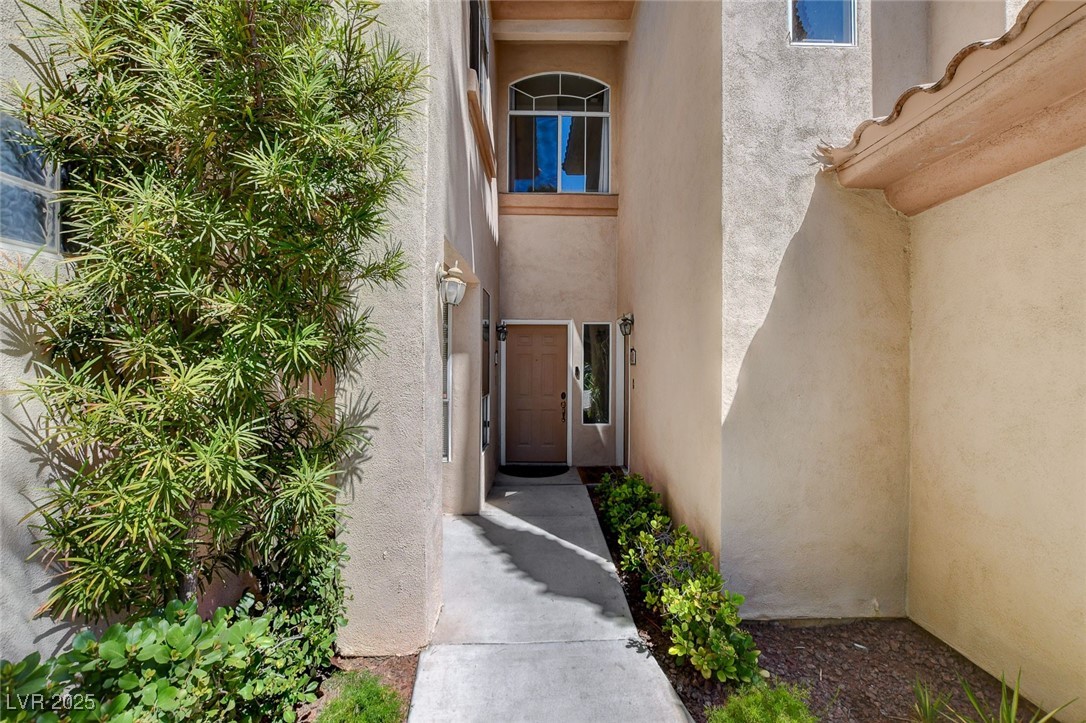 2050 West Warm Springs Road 4023