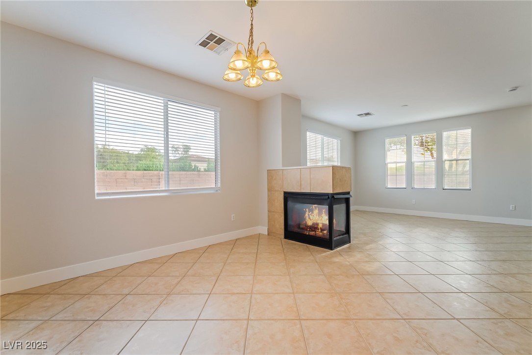 1242 La Ballena Trail