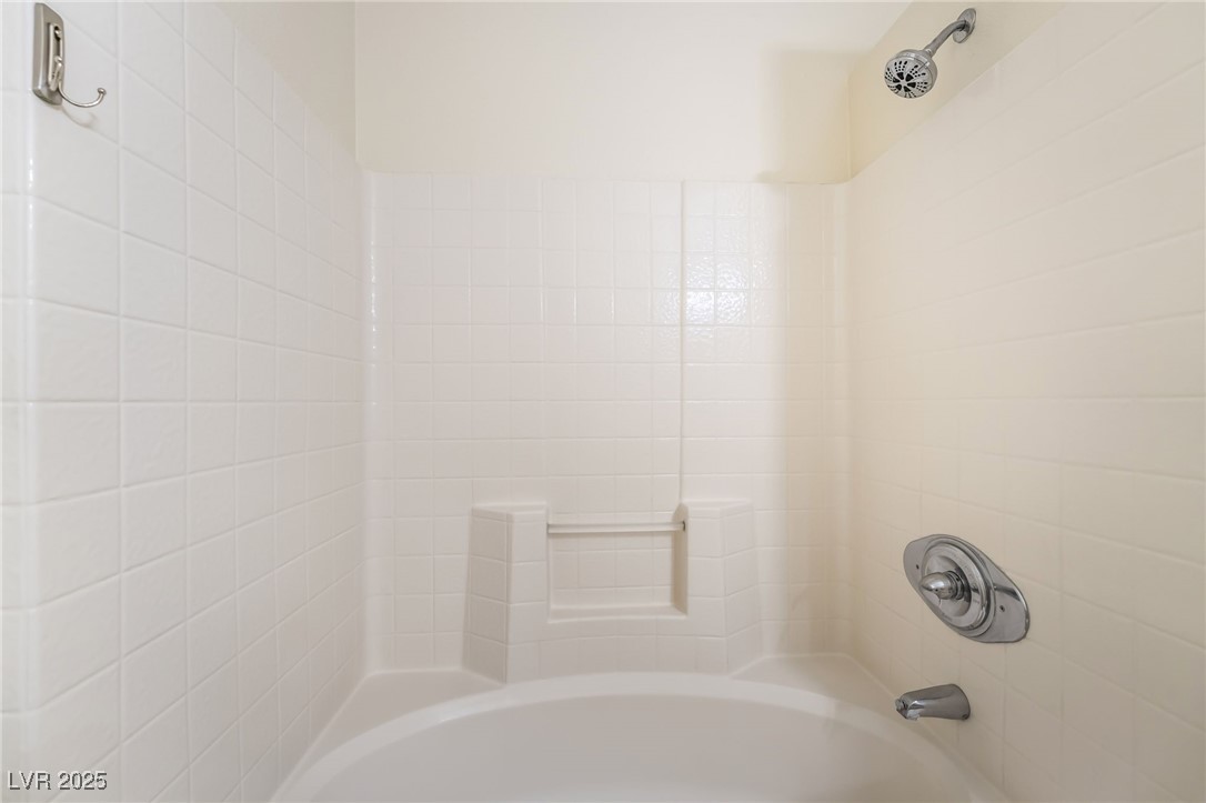 8250 North Grand Canyon Drive 1166