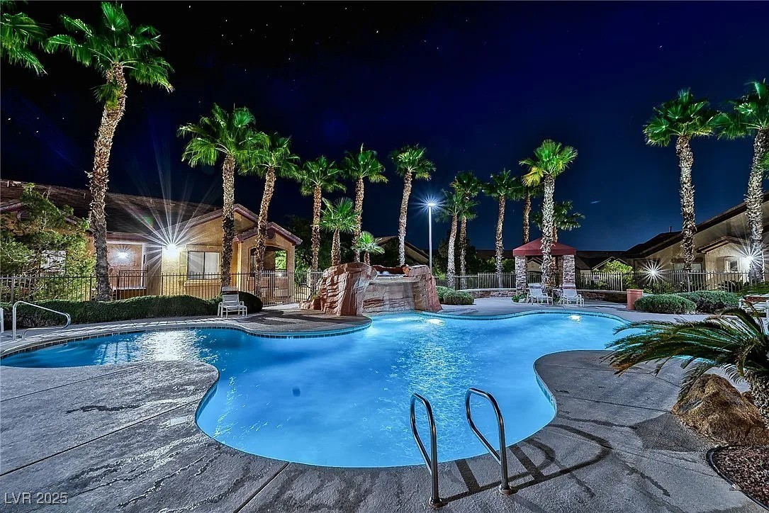 8250 North Grand Canyon Drive 1166