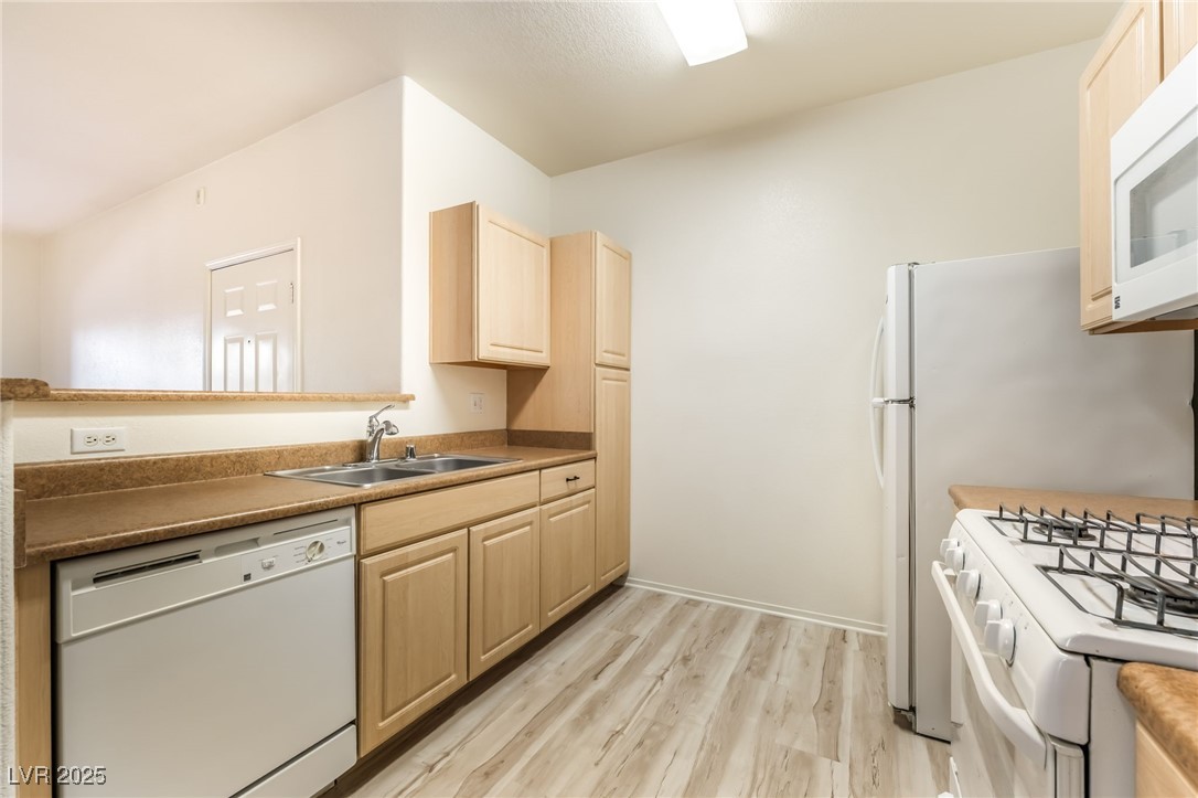 8250 North Grand Canyon Drive 1166