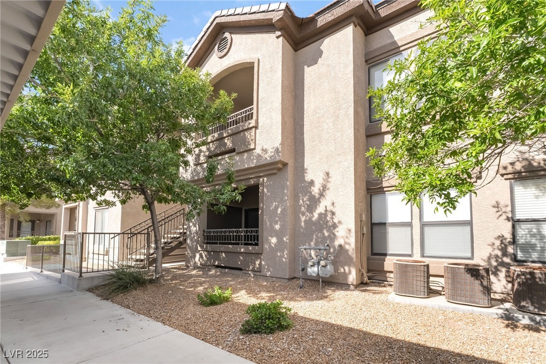 8250 North Grand Canyon Drive 1166