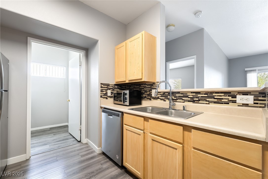 2615 West Gary Avenue 2067