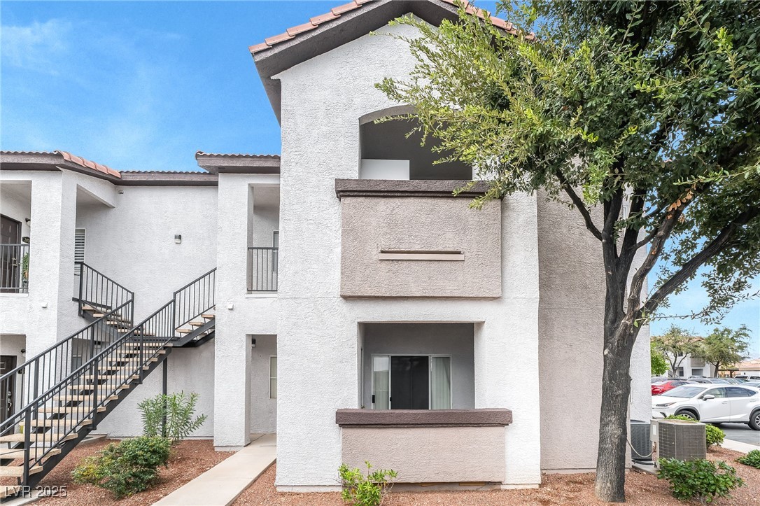 2615 West Gary Avenue 2067