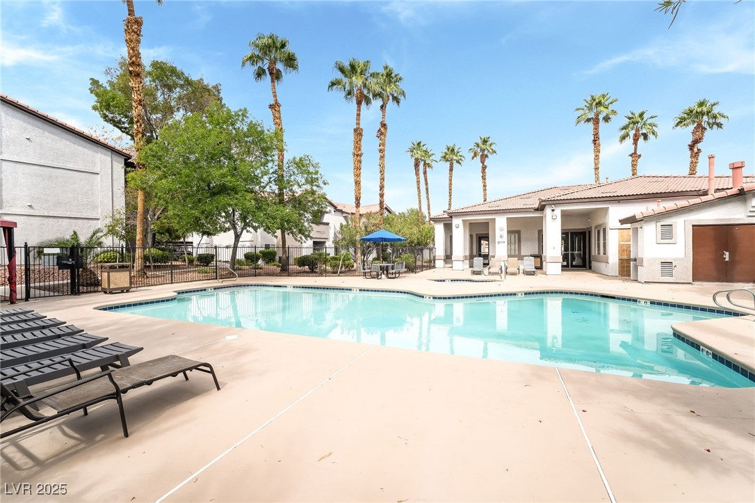 2615 West Gary Avenue 2067