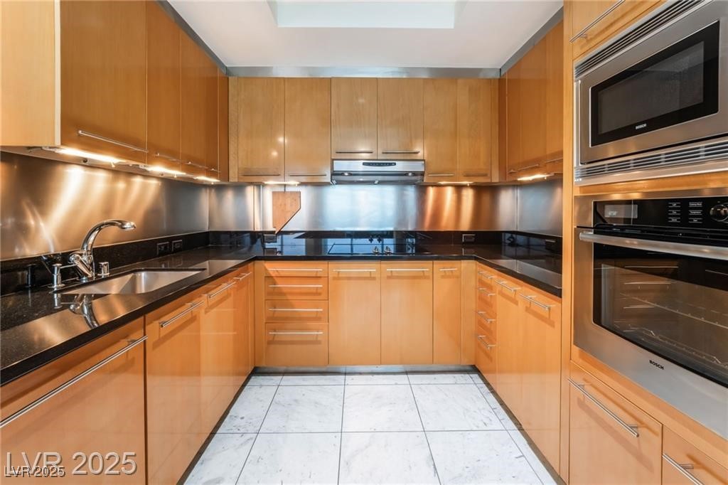 2700 Las Vegas Boulevard 4101