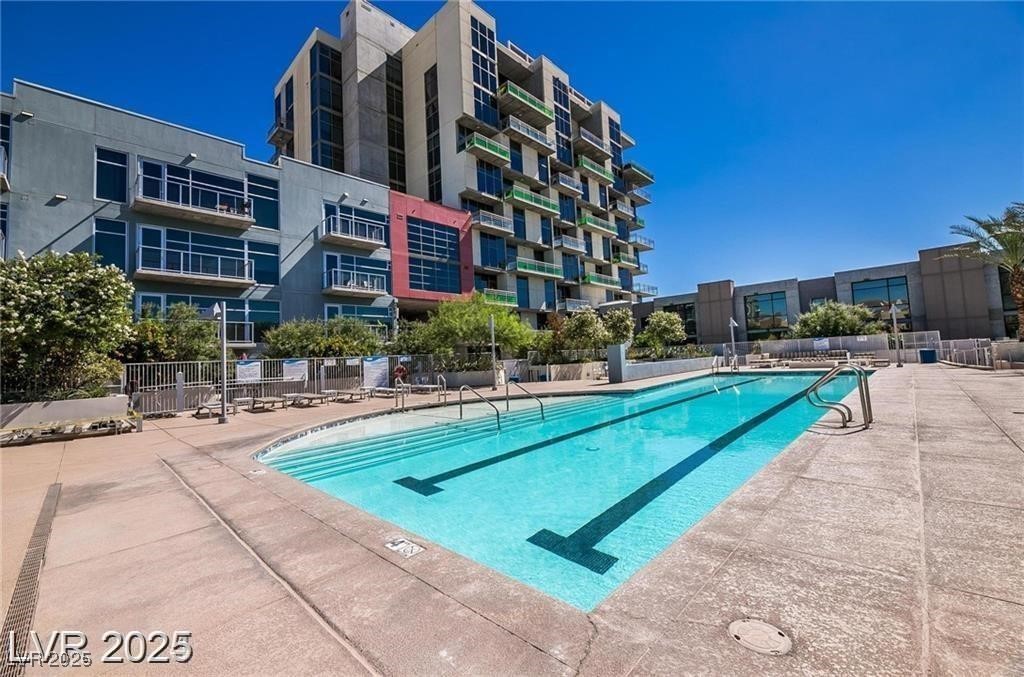 353 East Bonneville Avenue 711