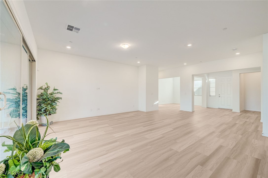 342 Lady Bird Avenue