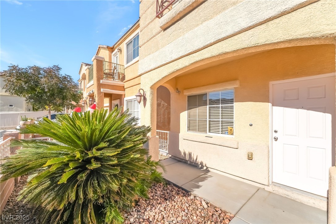 9968 Erie Stream Way