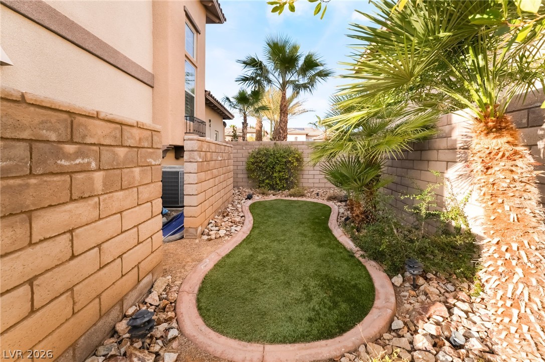 12045 La Palmera Avenue