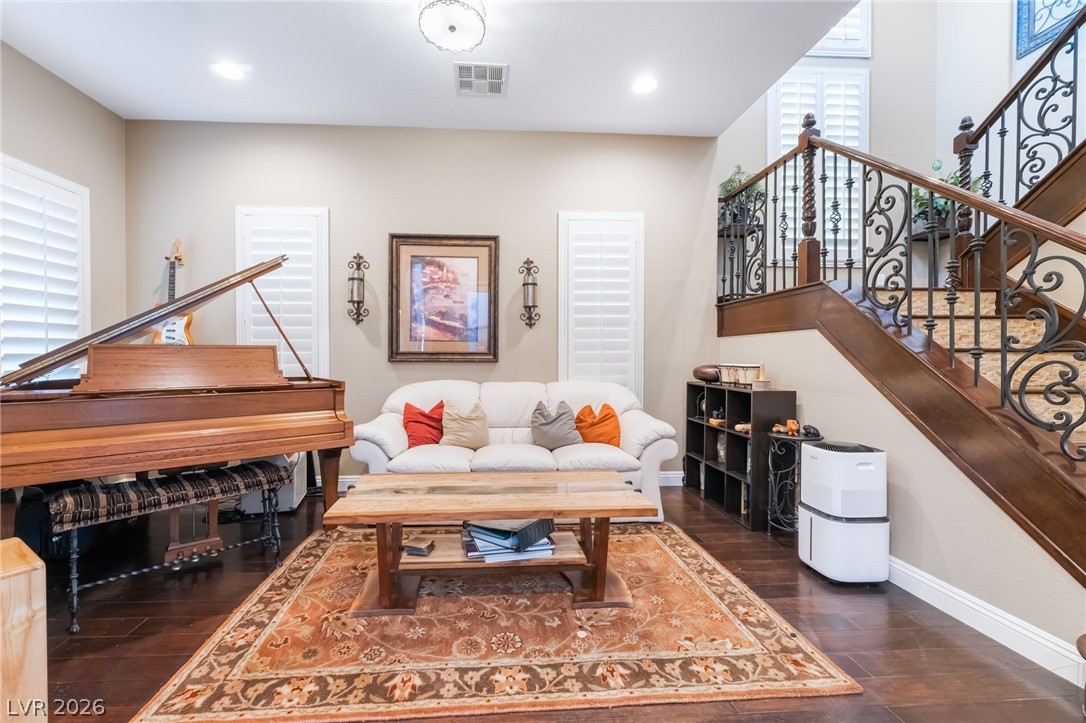 12045 La Palmera Avenue