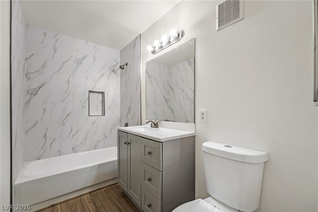 7950 West Flamingo Road 1087