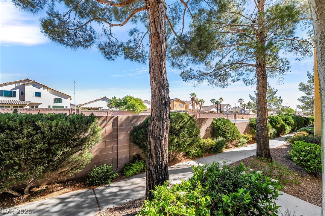 7950 West Flamingo Road 1087