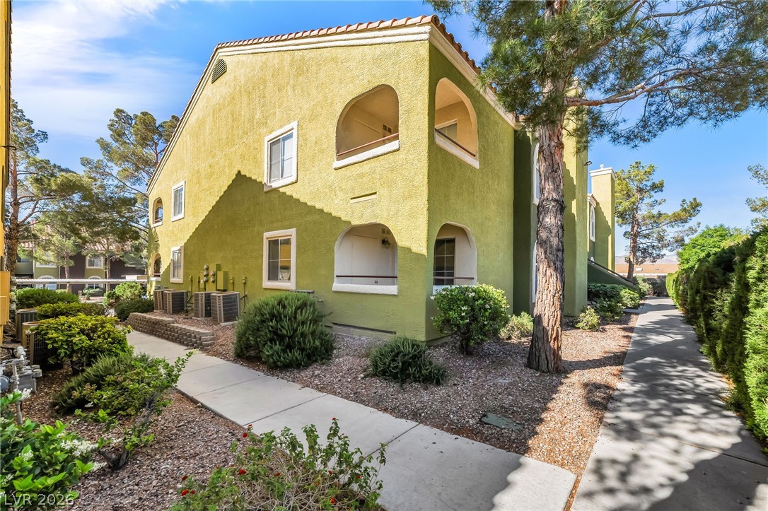 7950 West Flamingo Road 1087