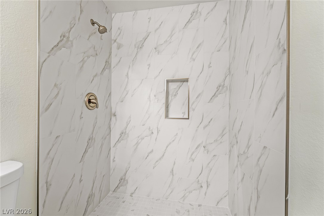 7950 West Flamingo Road 1087