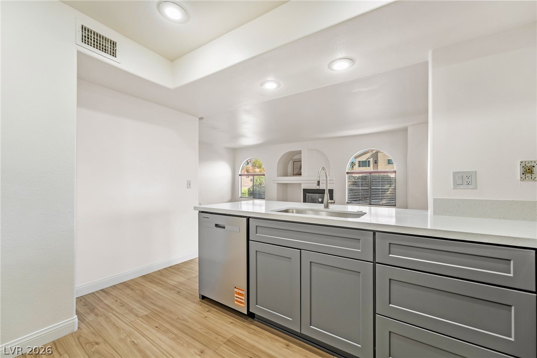 7950 West Flamingo Road 1087