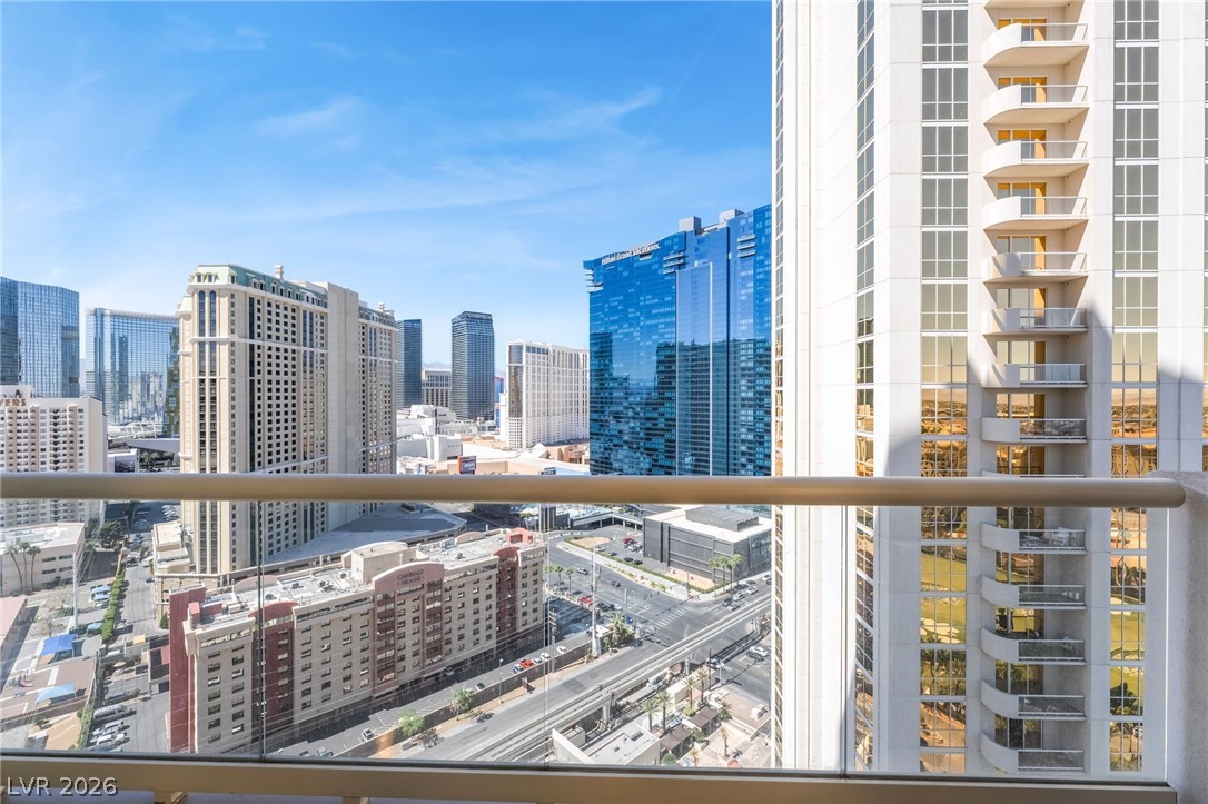 135 East Harmon Avenue 2317