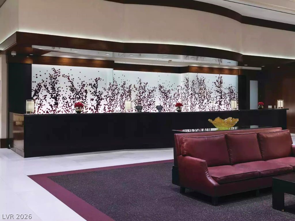 135 East Harmon Avenue 2317