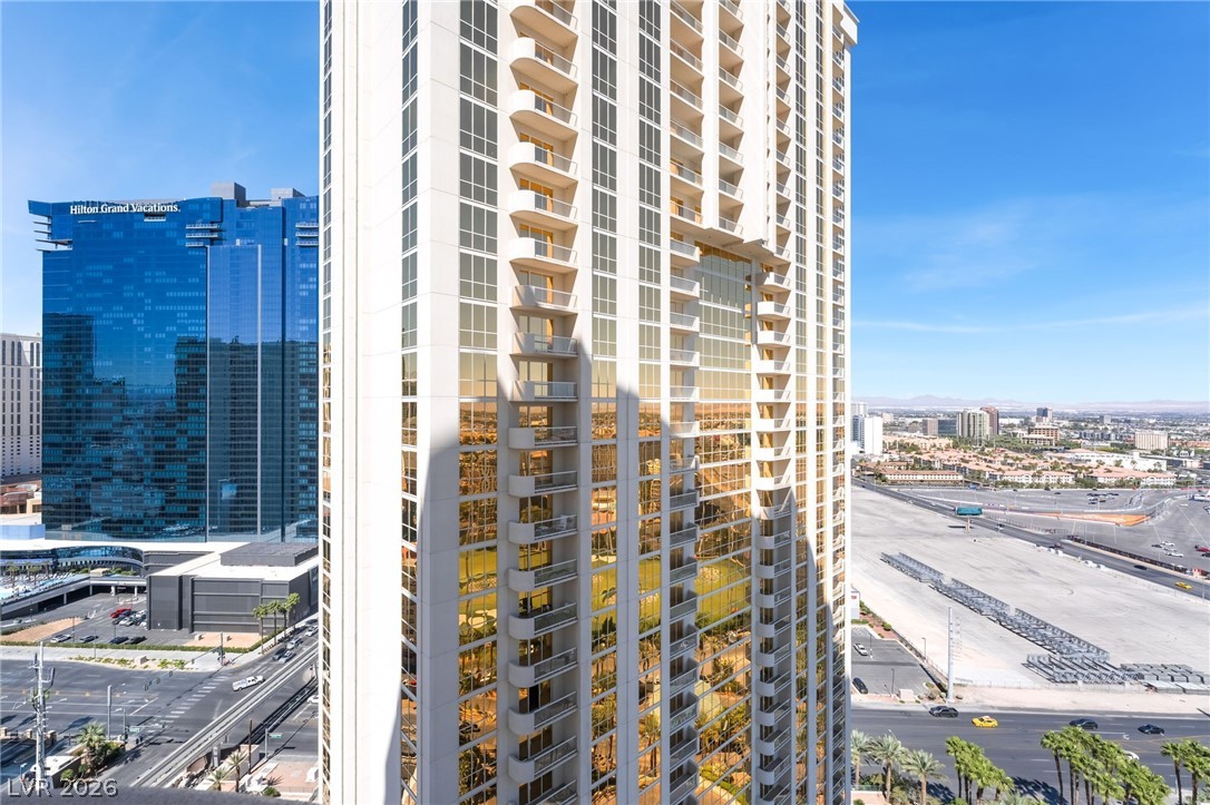 135 East Harmon Avenue 2317