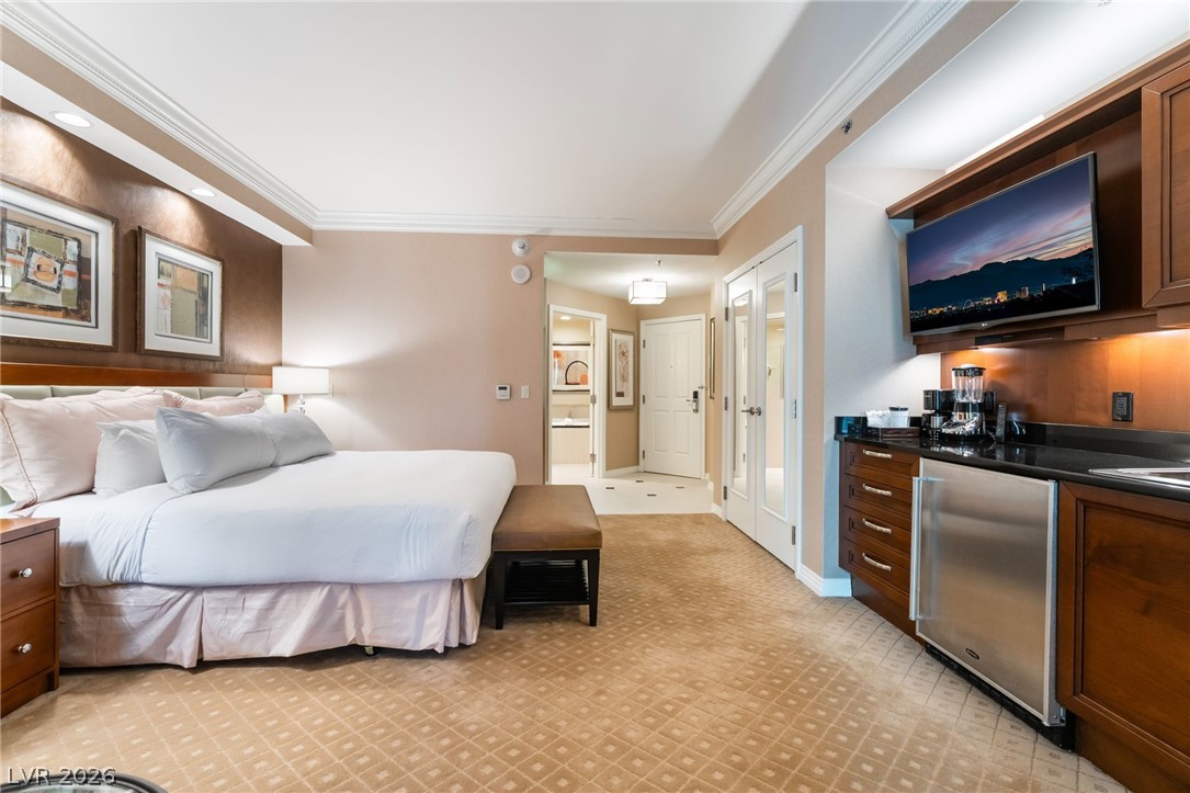 135 East Harmon Avenue 2317