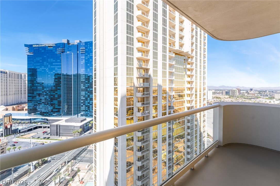 135 East Harmon Avenue 2317