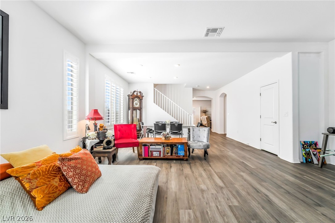 7255 Bold Rock Avenue