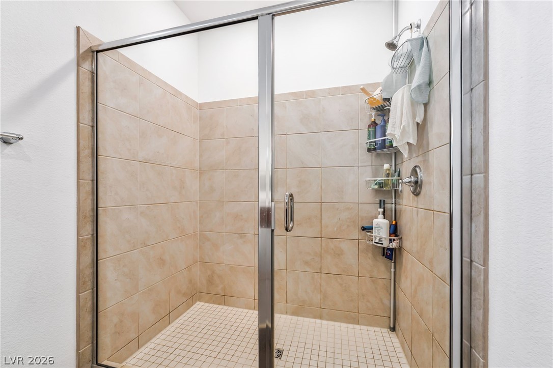 7255 Bold Rock Avenue