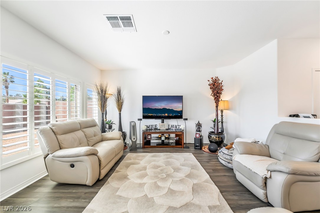 7255 Bold Rock Avenue