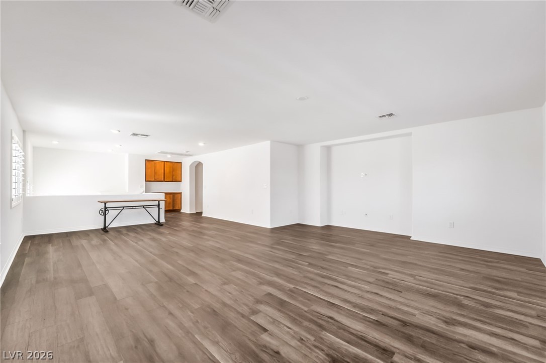 7255 Bold Rock Avenue