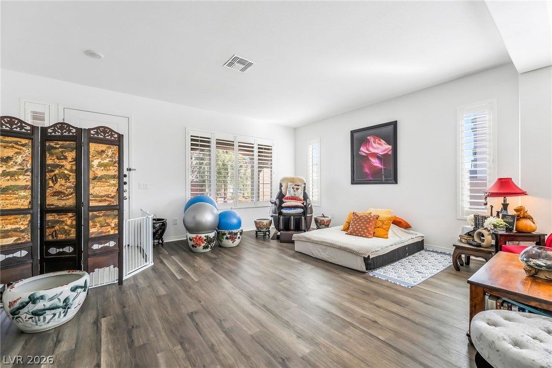 7255 Bold Rock Avenue