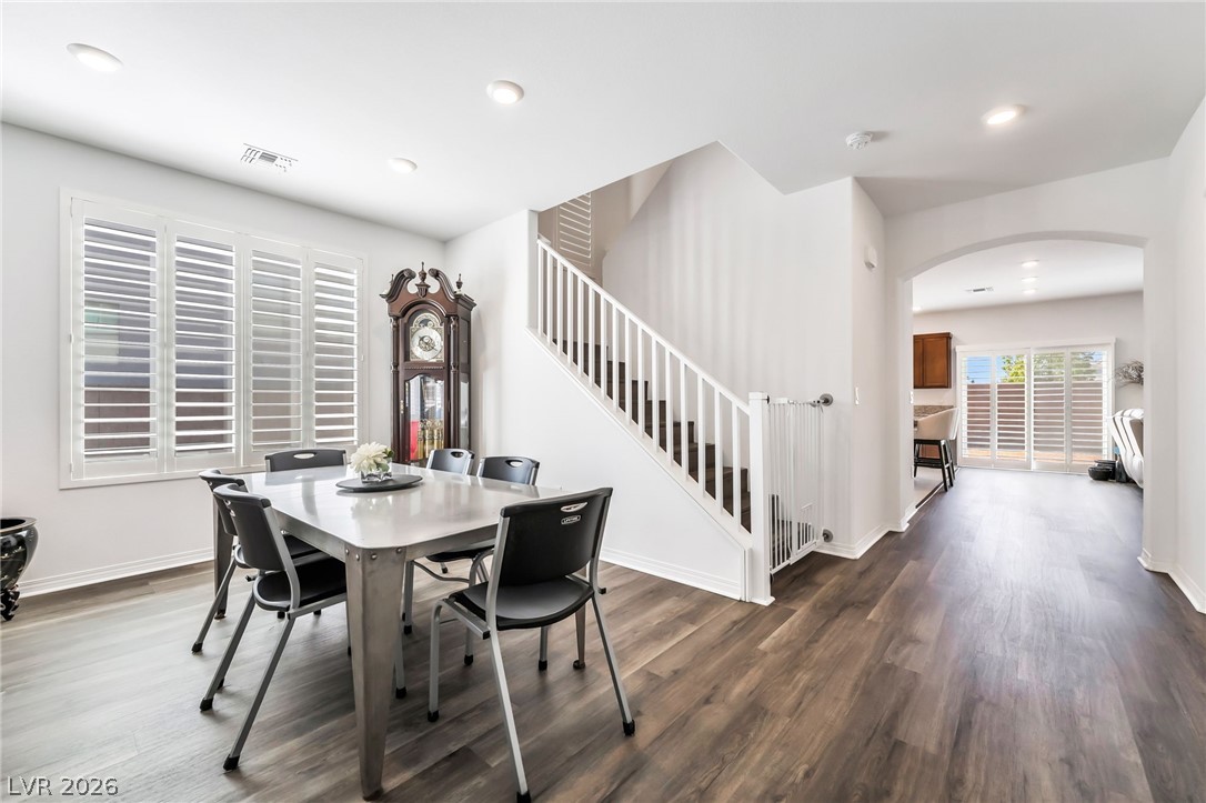 7255 Bold Rock Avenue