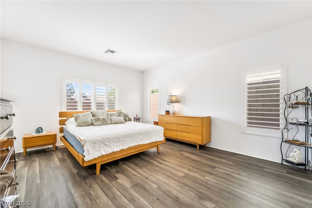 7255 Bold Rock Avenue