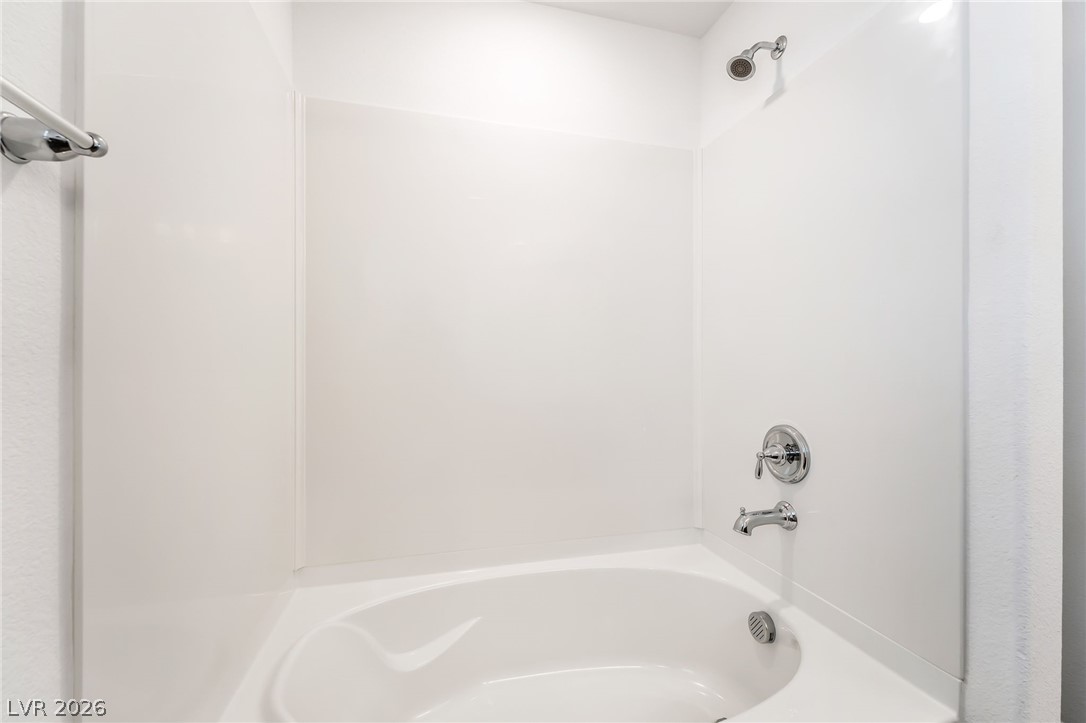 7255 Bold Rock Avenue