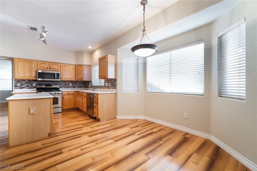 322 Laguna Glen Drive