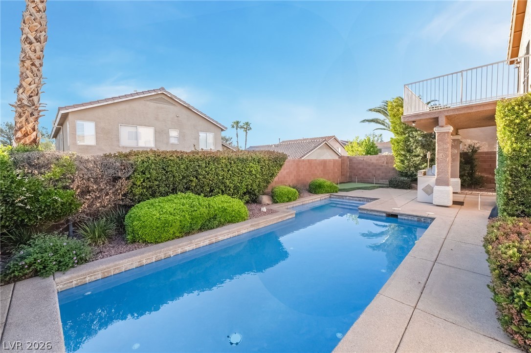 322 Laguna Glen Drive