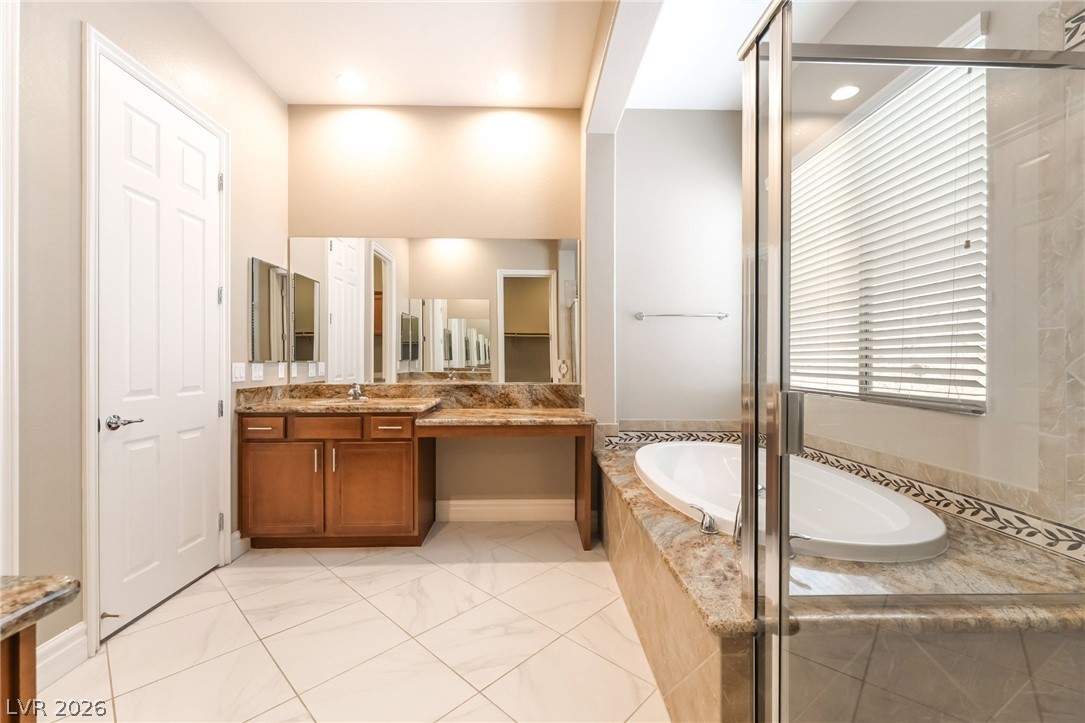 2 Lago Turchino Court