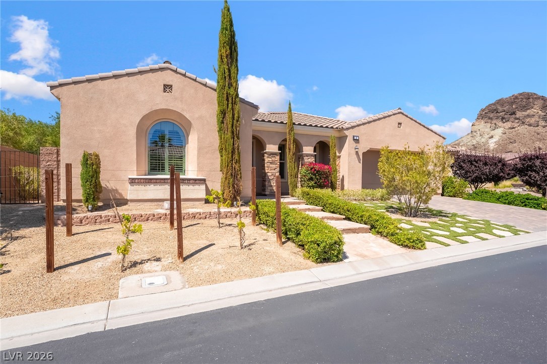2 Lago Turchino Court