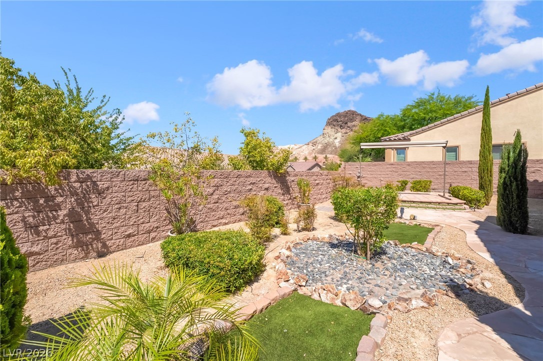 2 Lago Turchino Court