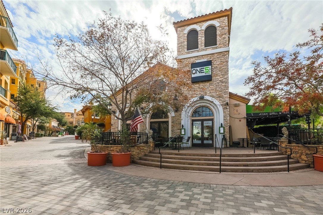 2 Lago Turchino Court