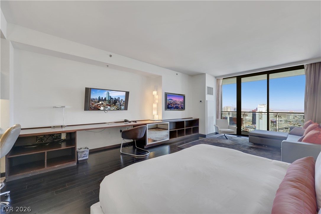 4381 West Flamingo Road 3708