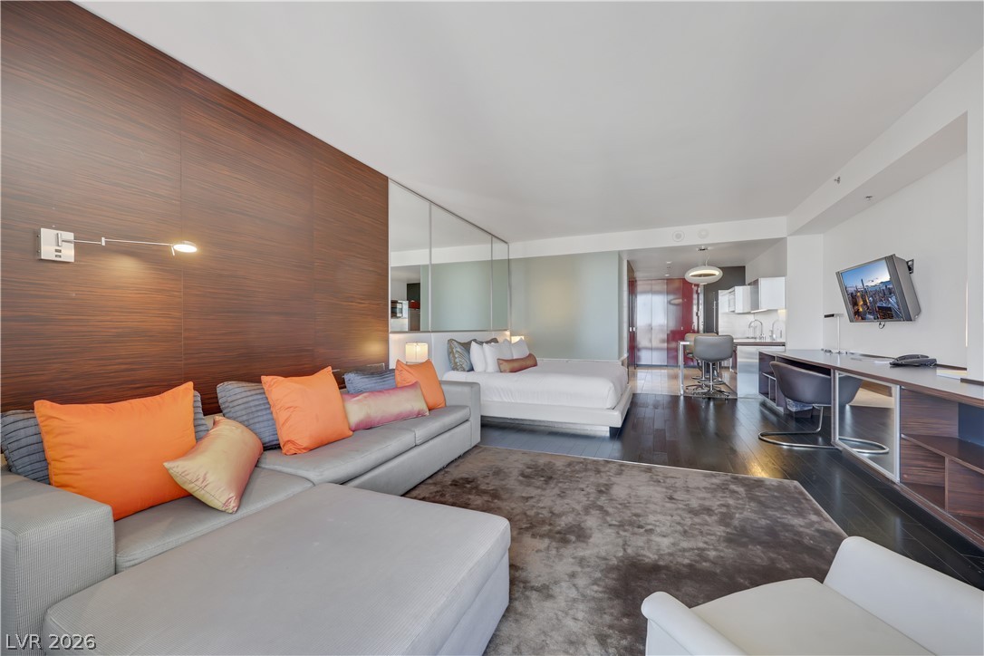 4381 West Flamingo Road 3708